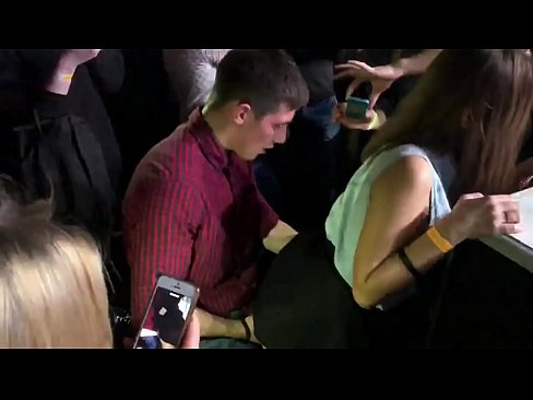 ❤️ Tena firaisana ara-nofo ao amin'ny boîte de nuit rosiana. Tovovavy Rosiana 18 taona tao amin'ny anus sy fivaviana nijangajanga tao amin'ny trano fandihizana ❤️ Analy pôrnôgrafia amin'ny mg.gaypornforyou.ru